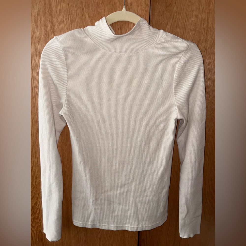 Universal Thread mock neck long sleeve